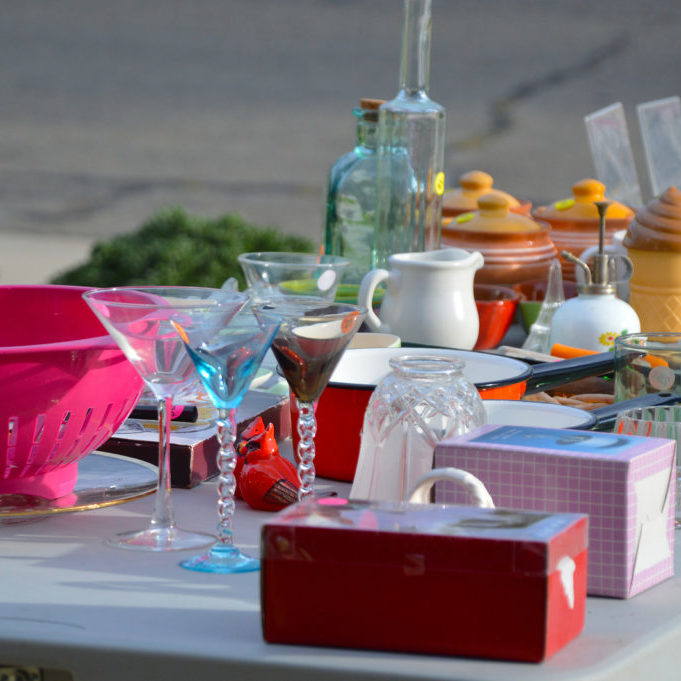 Garage sale yard sale old unwanted items and utensils.